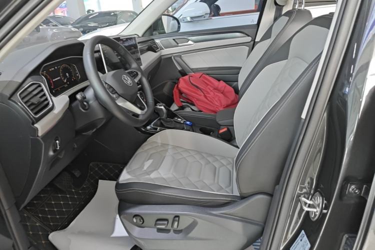 Used Volkswagen Tayron 2024 330TSI Two-Wheel Drive Luxury Plus Advanced Version Left Front Seat