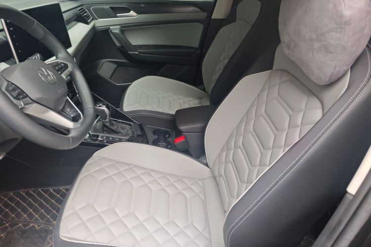 Used Volkswagen Tayron 2024 300TSI Two-Wheel-Drive Luxury Plus Advanced Version Left Front Seat