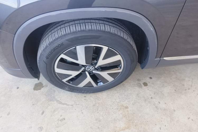 Used Volkswagen Tayron 2024 330TSI Two-Wheel Drive Luxury Plus Advanced Version Left Front Wheel Hub