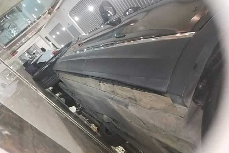 Used Volkswagen Tayron 2024 330TSI Two-Wheel Drive Luxury Plus Advanced Version Left Side Sill