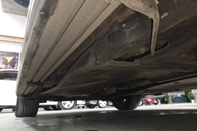 Used Volkswagen Tayron 2024 330TSI Two-Wheel Drive Luxury Plus Advanced Version Left Side Sill
