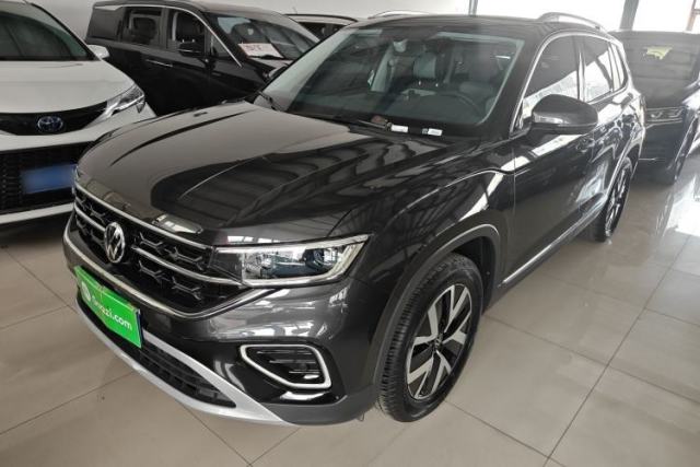 Ojetý Volkswagen Tayron 2024 300TSI Two-Wheel-Drive Luxury Plus Advanced Version