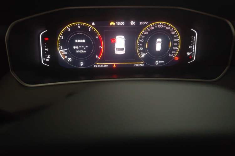 Used Volkswagen Tayron 2024 300TSI Two-Wheel-Drive Luxury Plus Advanced Version Odometer Close Up