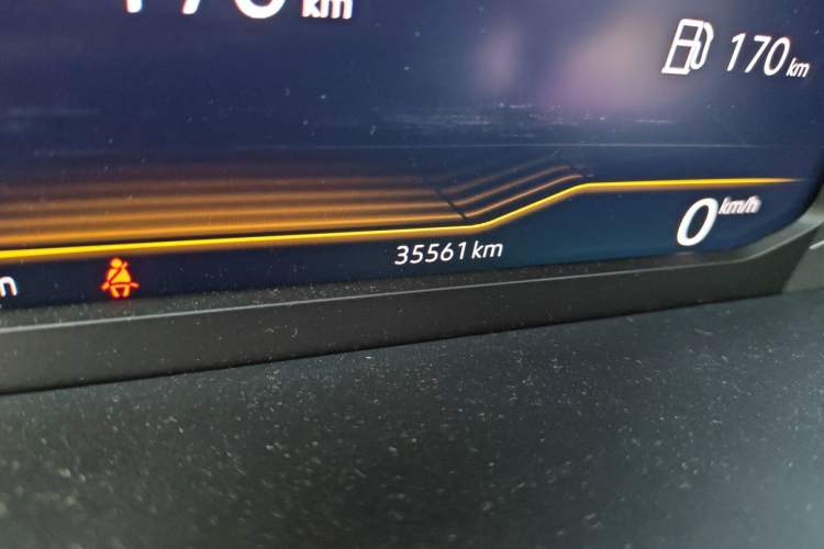 Used Volkswagen Tayron 2024 330TSI Two-Wheel Drive Luxury Plus Advanced Version Odometer Close Up