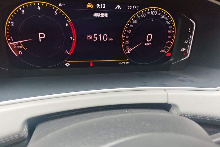 Used Volkswagen Tayron 2024 300TSI Two-Wheel-Drive Luxury Plus Advanced Version Odometer Close Up