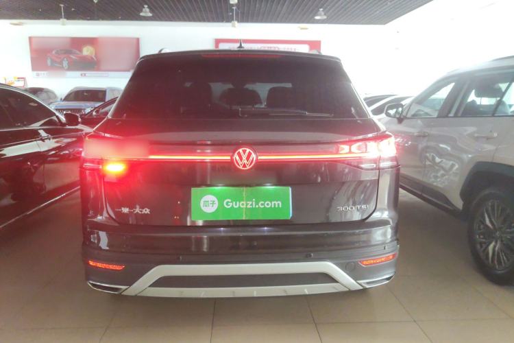 Used Volkswagen Tayron 2024 300TSI Two-Wheel-Drive Luxury Plus Advanced Version Rear
