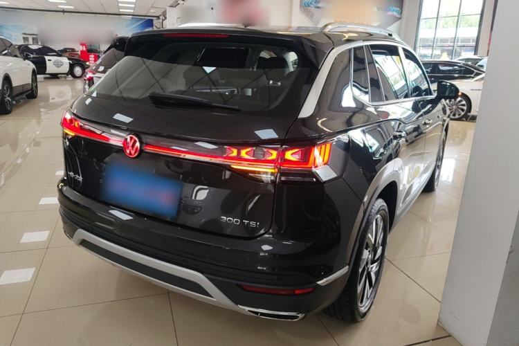 Used Volkswagen Tayron 2024 300TSI Two-Wheel-Drive Luxury Plus Advanced Version Rear Right 45 Deg