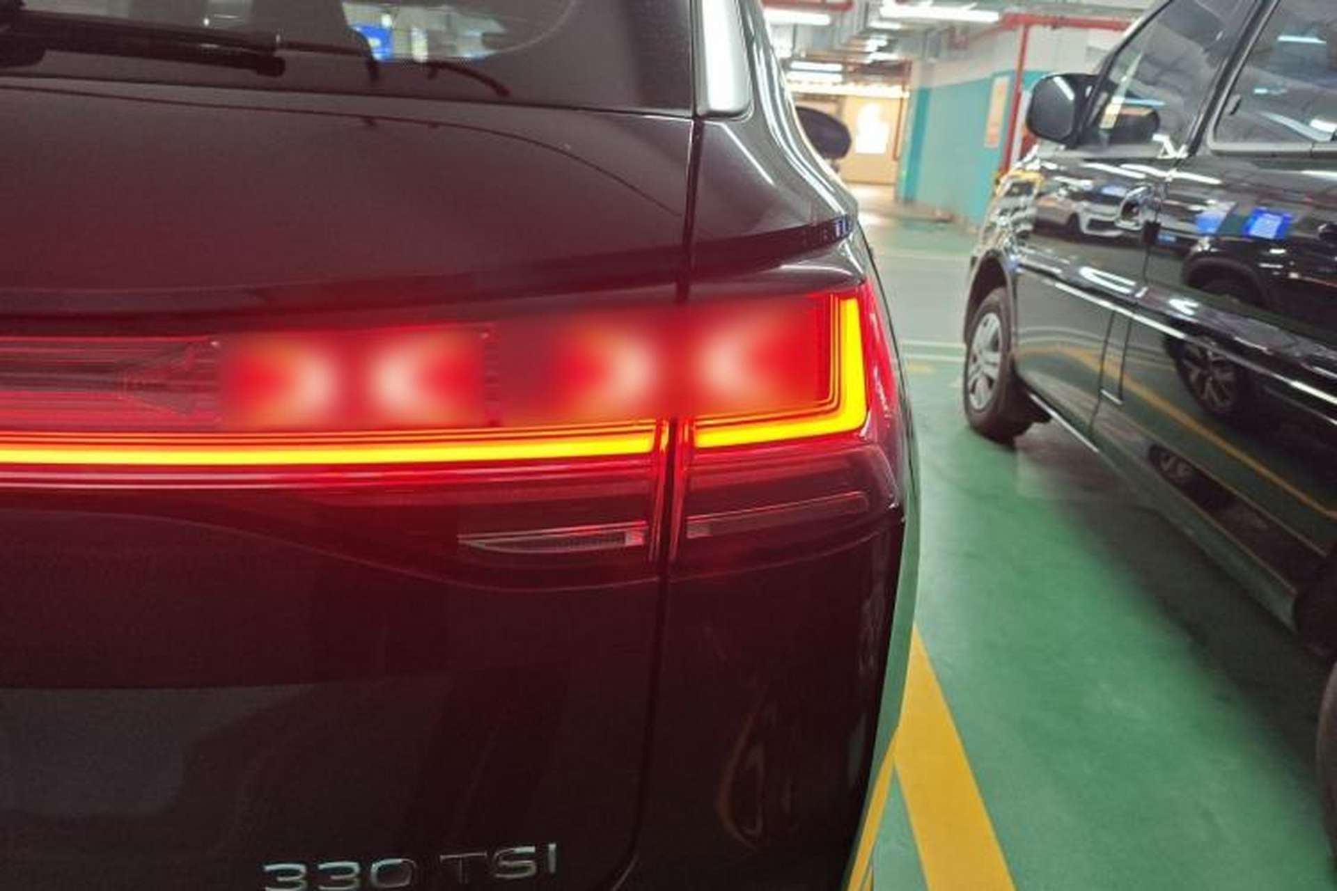 Used Volkswagen Tayron 2024 330TSI Two-Wheel Drive Luxury Plus Advanced Version Right Rear Taillight