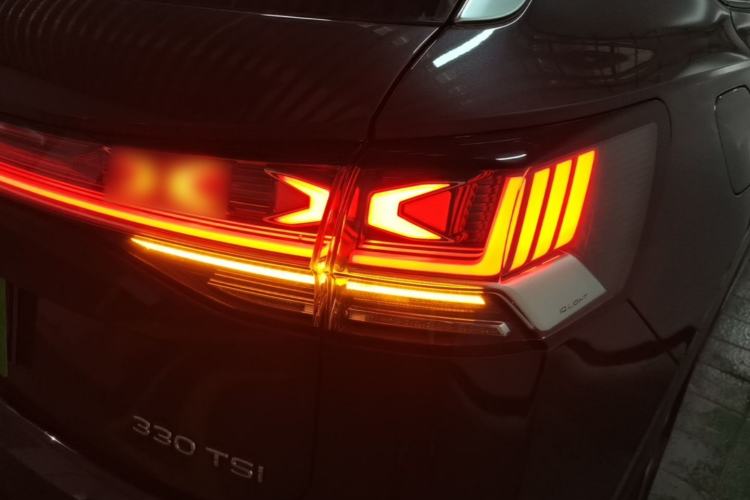 Used Volkswagen Tayron 2024 330TSI Two-Wheel Drive Luxury Plus Advanced Version Right Rear Taillight