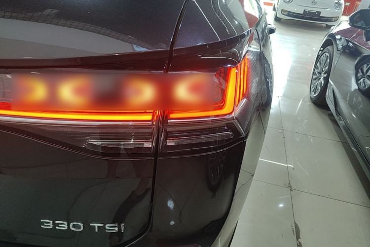 Used Volkswagen Tayron 2024 330TSI Two-Wheel Drive Luxury Plus Advanced Version Right Rear Taillight