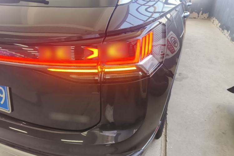 Used Volkswagen Tayron 2024 330TSI Two-Wheel Drive Luxury Plus Advanced Version Right Rear Taillight