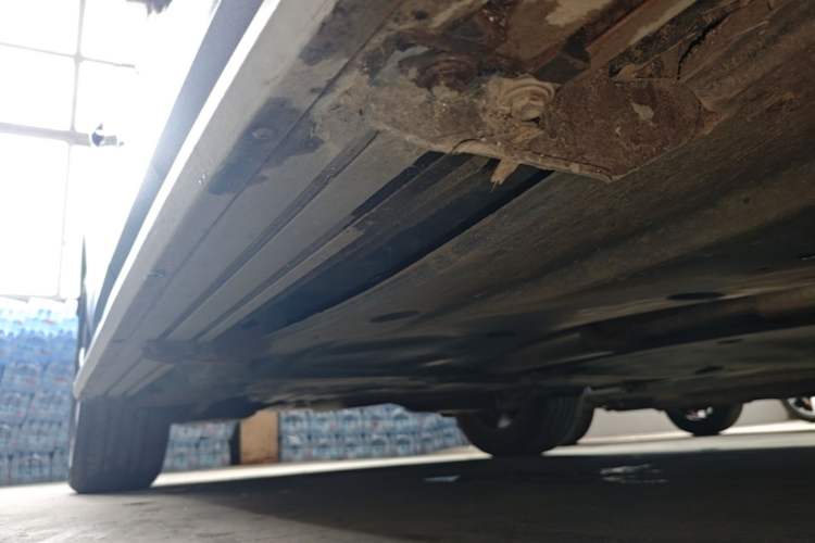 Used Volkswagen Tayron 2024 330TSI Two-Wheel Drive Luxury Plus Advanced Version Right Side Sill