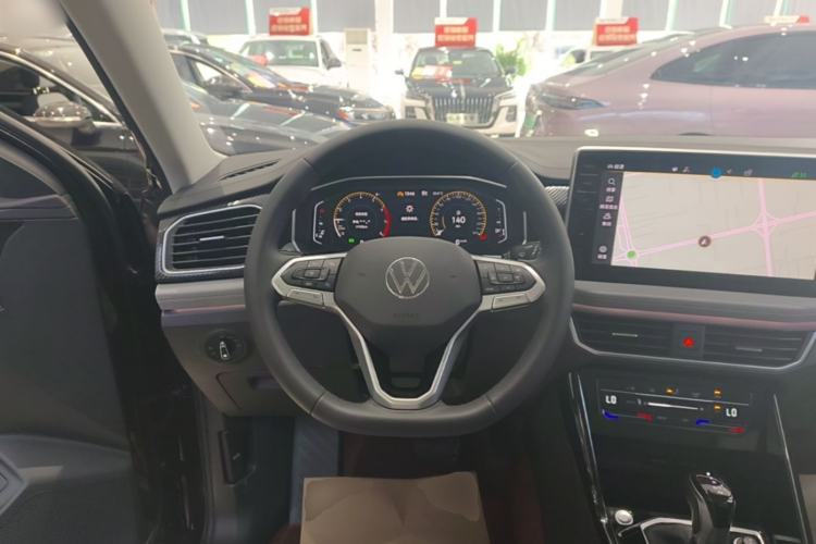 Used Volkswagen Tayron 2024 330TSI Two-Wheel Drive Luxury Plus Advanced Version Steering Wheel