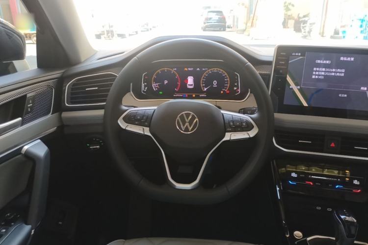 Used Volkswagen Tayron 2024 330TSI Two-Wheel Drive Luxury Plus Advanced Version Steering Wheel