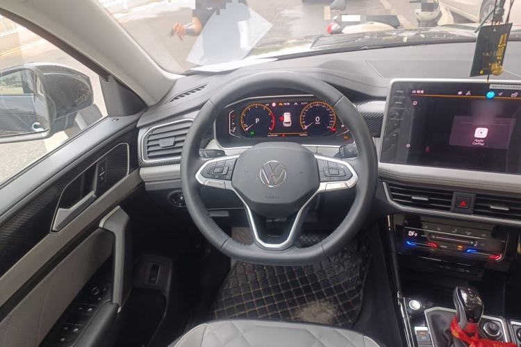 Used Volkswagen Tayron 2024 330TSI Two-Wheel Drive Luxury Plus Advanced Version Steering Wheel