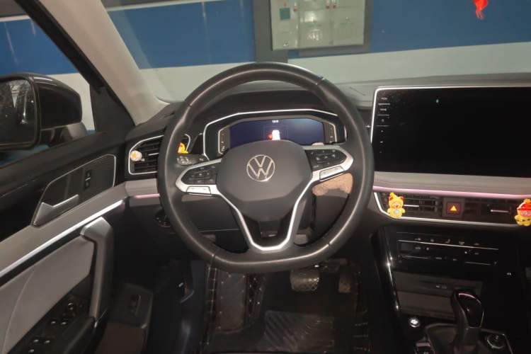Used Volkswagen Tayron 2024 300TSI Two-Wheel-Drive Luxury Plus Advanced Version Steering Wheel