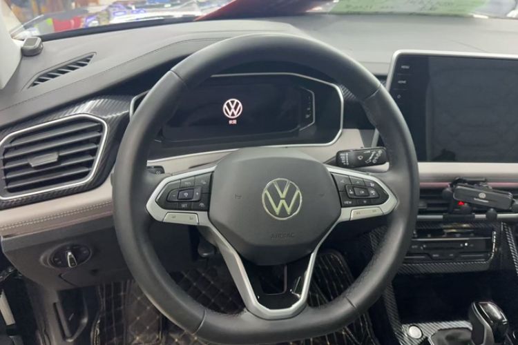 Used Volkswagen Tayron 2024 330TSI Two-Wheel Drive Luxury Plus Advanced Version Steering Wheel