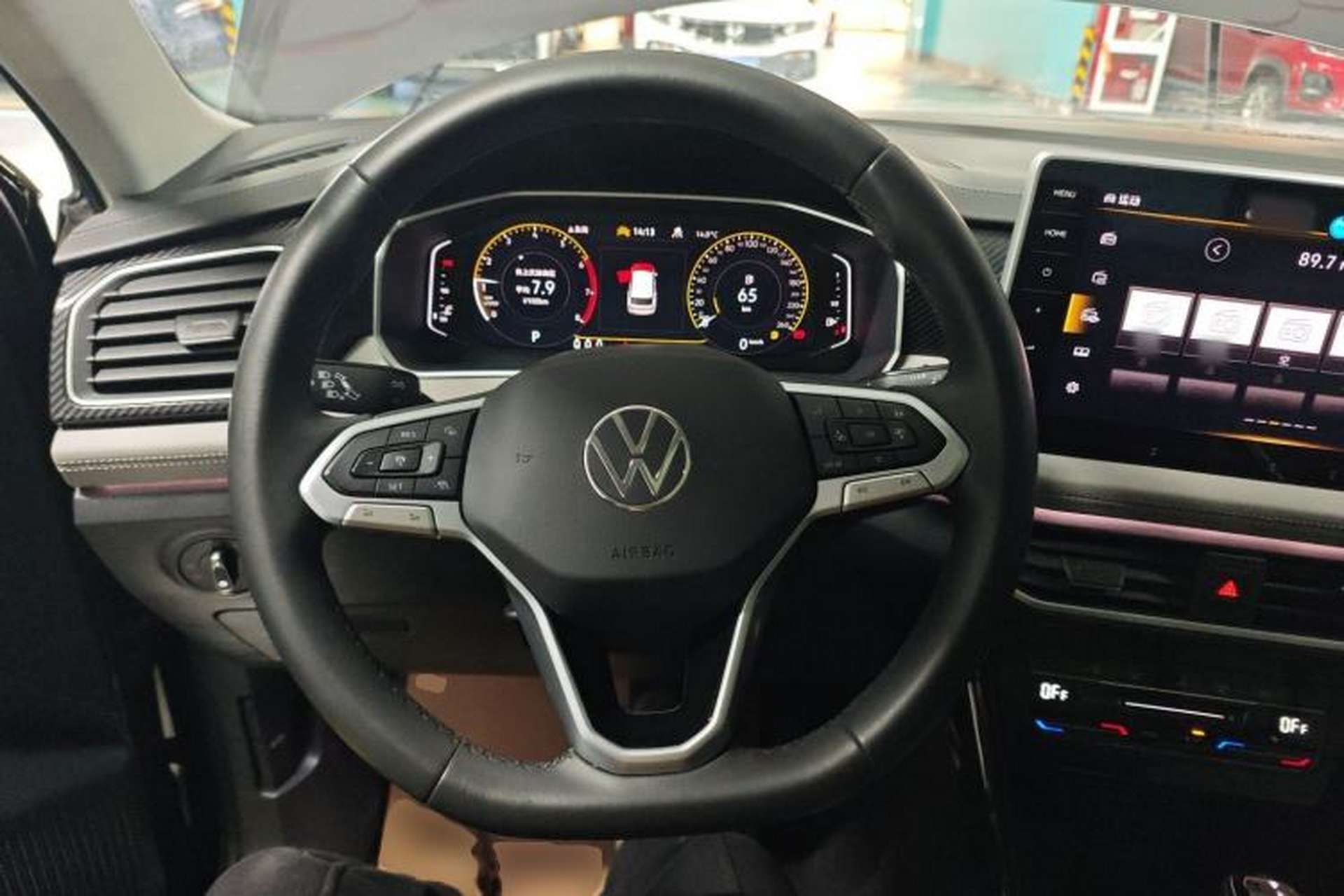 Used Volkswagen Tayron 2024 330TSI Two-Wheel Drive Luxury Plus Advanced Version Steering Wheel