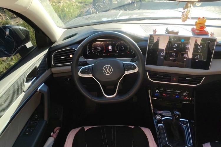 Used Volkswagen Tayron 2024 330TSI Two-Wheel Drive Luxury Plus Advanced Version Steering Wheel