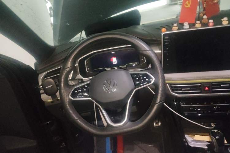 Used Volkswagen Tayron 2024 380TSI All-Wheel Drive R-Line Pro Smart Edition Steering Wheel