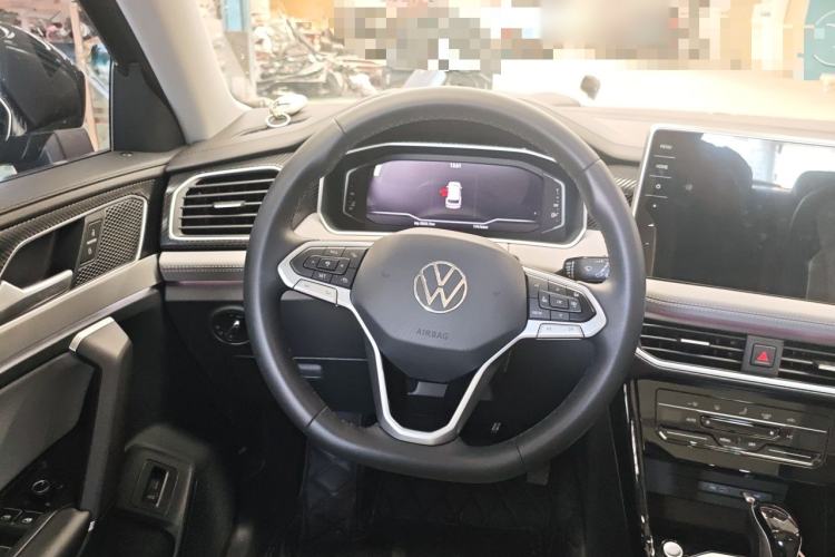 Used Volkswagen Tayron 2024 300TSI Two-Wheel-Drive Luxury Plus Advanced Version Steering Wheel