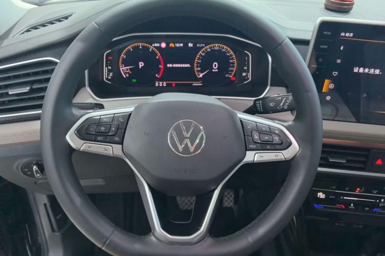 Used Volkswagen Tayron 2024 330TSI Two-Wheel Drive Luxury Plus Advanced Version Steering Wheel