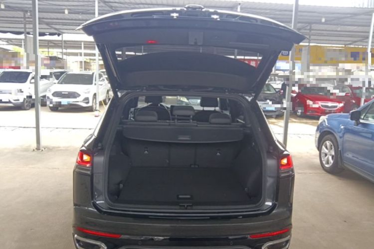 Used Volkswagen Tayron 2024 380TSI All-Wheel Drive R-Line Pro Smart Edition Trunk