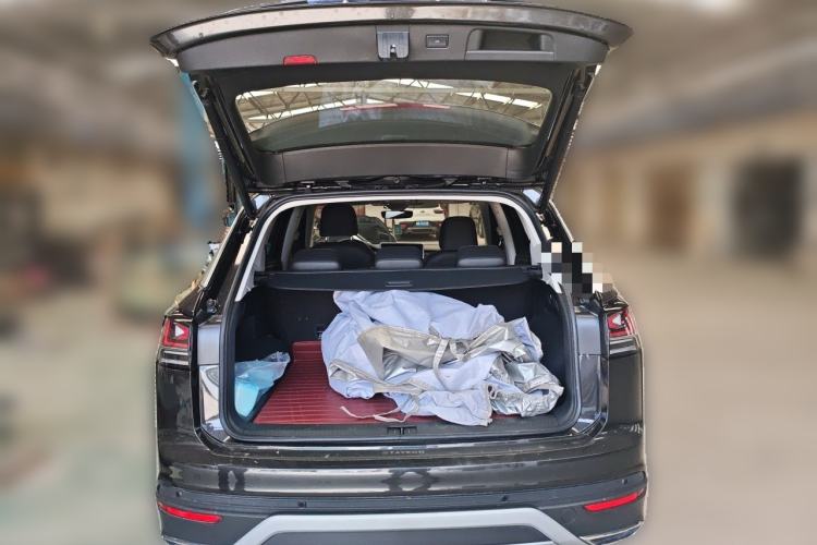 Used Volkswagen Tayron 2024 300TSI Two-Wheel-Drive Luxury Plus Advanced Version Trunk