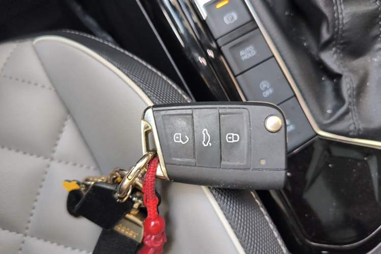Used Volkswagen Tayron 2024 330TSI Two-Wheel Drive Luxury Plus Advanced Version Vehicle Key