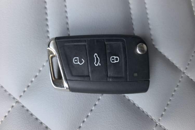 Used Volkswagen Tayron 2024 300TSI Two-Wheel-Drive Luxury Plus Advanced Version Vehicle Key