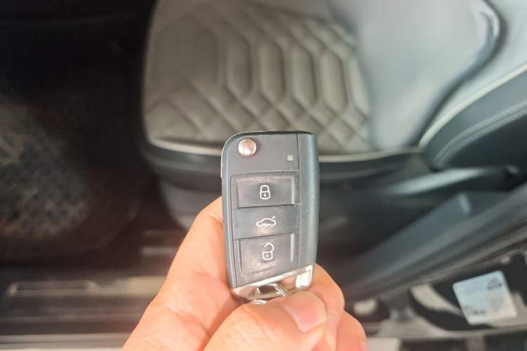 Used Volkswagen Tayron 2024 330TSI Two-Wheel Drive Luxury Plus Advanced Version Vehicle Key
