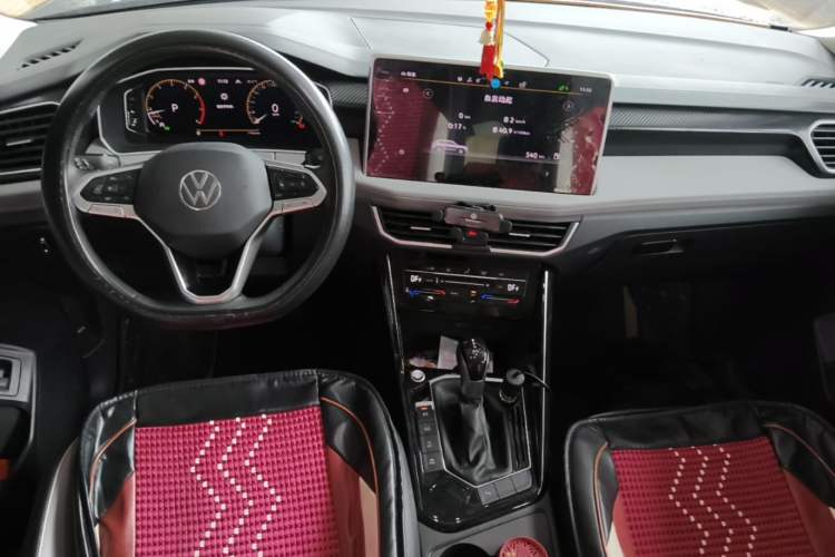 Used Volkswagen Tayron 2024 300TSI Two-Wheel-Drive Luxury Plus Advanced Version Center Console