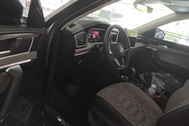 Used Volkswagen Tayron 2024 300TSI Two-Wheel-Drive Luxury Plus Advanced Version Driver Seat