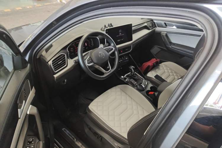 Used Volkswagen Tayron 2024 300TSI Two-Wheel-Drive Luxury Plus Advanced Version Driver Seat