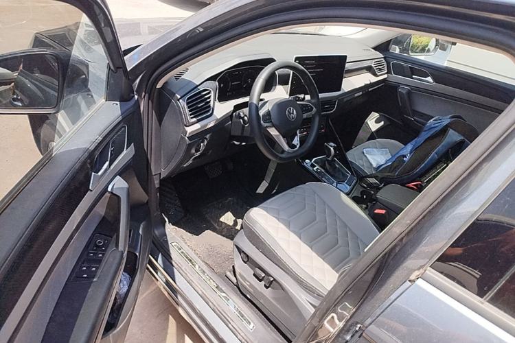 Used Volkswagen Tayron 2024 300TSI Two-Wheel-Drive Luxury Plus Advanced Version Driver Seat