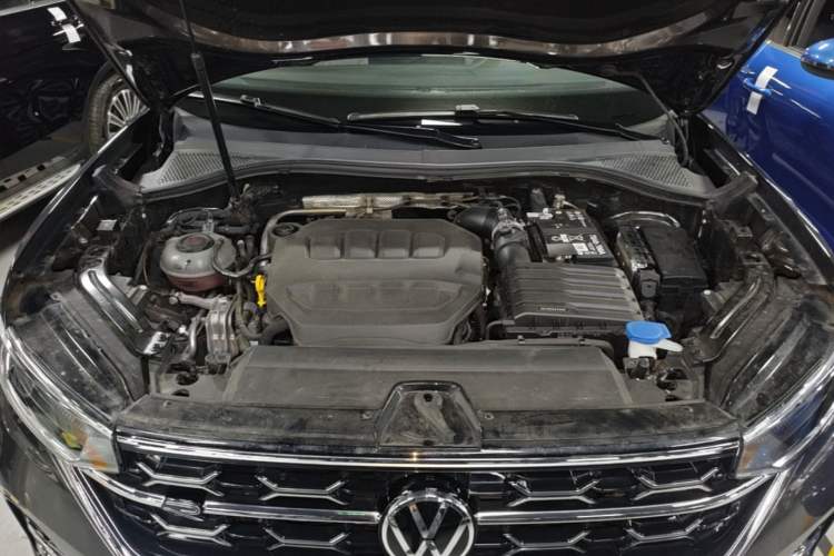 Used Volkswagen Tayron 2024 330TSI Two-Wheel Drive R-Line High-Energy Version Engine Bay