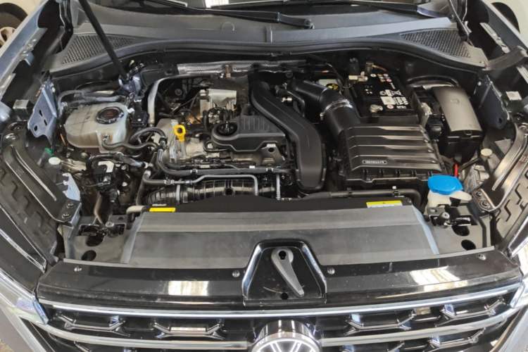 Used Volkswagen Tayron 2024 300TSI Two-Wheel-Drive Luxury Plus Advanced Version Engine Bay