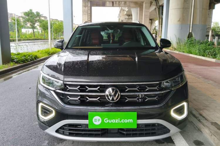 Used Volkswagen Tayron 2024 300TSI Two-Wheel-Drive Luxury Plus Advanced Version Front