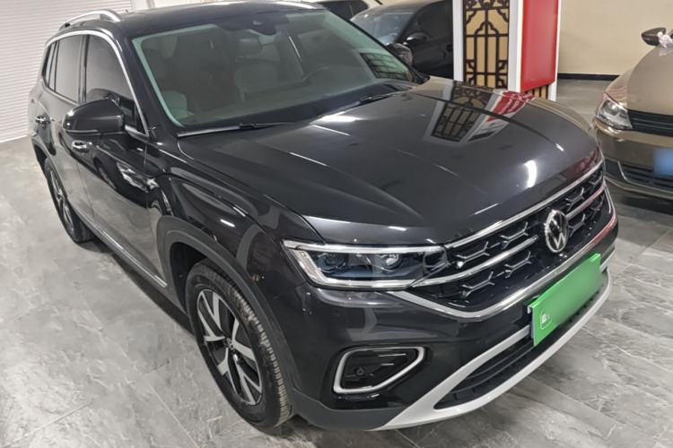 Used Volkswagen Tayron 2024 300TSI Two-Wheel-Drive Luxury Plus Advanced Version Front Right 45 Deg