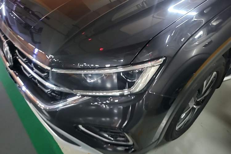 Used Volkswagen Tayron 2024 330TSI Two-Wheel Drive Luxury Plus Advanced Version Left Front Headlight