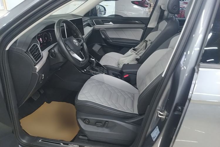 Used Volkswagen Tayron 2024 300TSI Two-Wheel-Drive Luxury Plus Advanced Version Left Front Seat