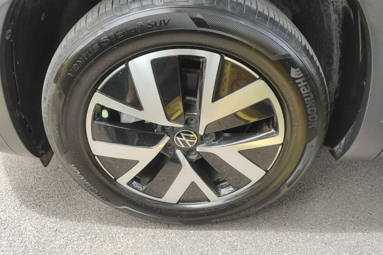 Used Volkswagen Tayron 2024 330TSI Two-Wheel Drive Luxury Plus Advanced Version Left Front Wheel Hub