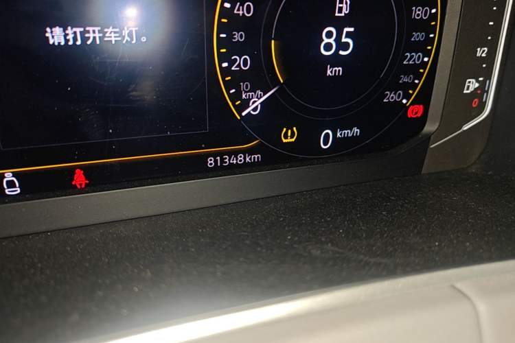 Used Volkswagen Tayron 2024 300TSI Two-Wheel-Drive Luxury Plus Advanced Version Odometer Close Up