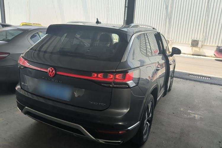 Used Volkswagen Tayron 2024 300TSI Two-Wheel-Drive Luxury Plus Advanced Version Rear Right 45 Deg