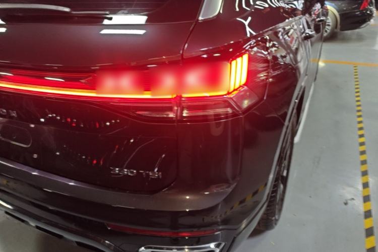 Used Volkswagen Tayron 2024 330TSI Two-Wheel Drive R-Line High-Energy Version Right Rear Taillight