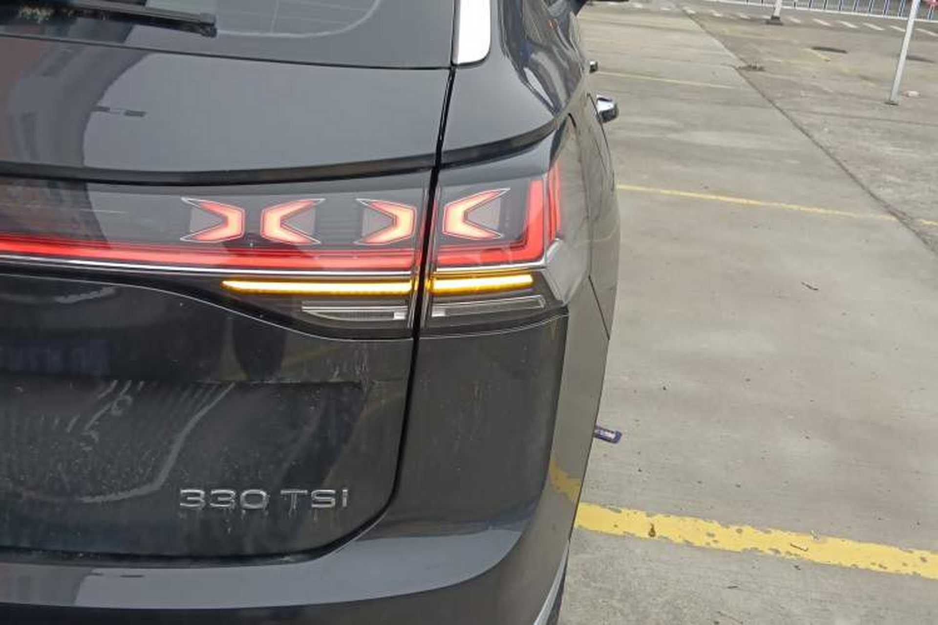 Used Volkswagen Tayron 2024 330TSI Two-Wheel Drive Luxury Plus Advanced Version Right Rear Taillight