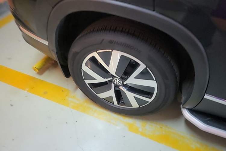 Used Volkswagen Tayron 2024 330TSI Two-Wheel Drive Luxury Plus Advanced Version Right Rear Wheel Hub