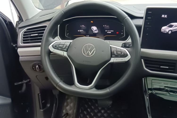 Used Volkswagen Tayron 2024 330TSI Two-Wheel Drive Luxury Plus Advanced Version Steering Wheel