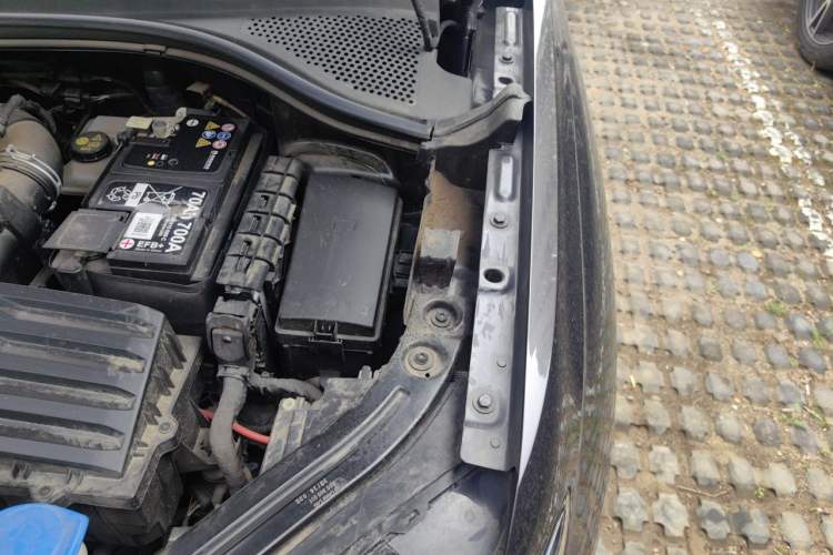 Used Volkswagen Tayron 2024 330TSI Two-Wheel Drive R-Line High-Energy Version Engine Bay Left