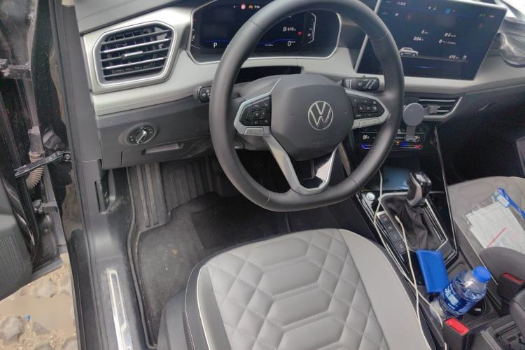 Used Volkswagen Tayron 2024 330TSI Two-Wheel Drive R-Line High-Energy Version Steering Wheel